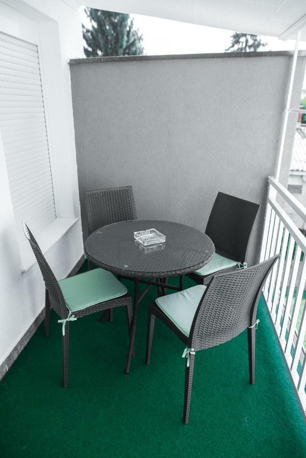 Apartman "Joka" จาโกโว ภายนอก รูปภาพ