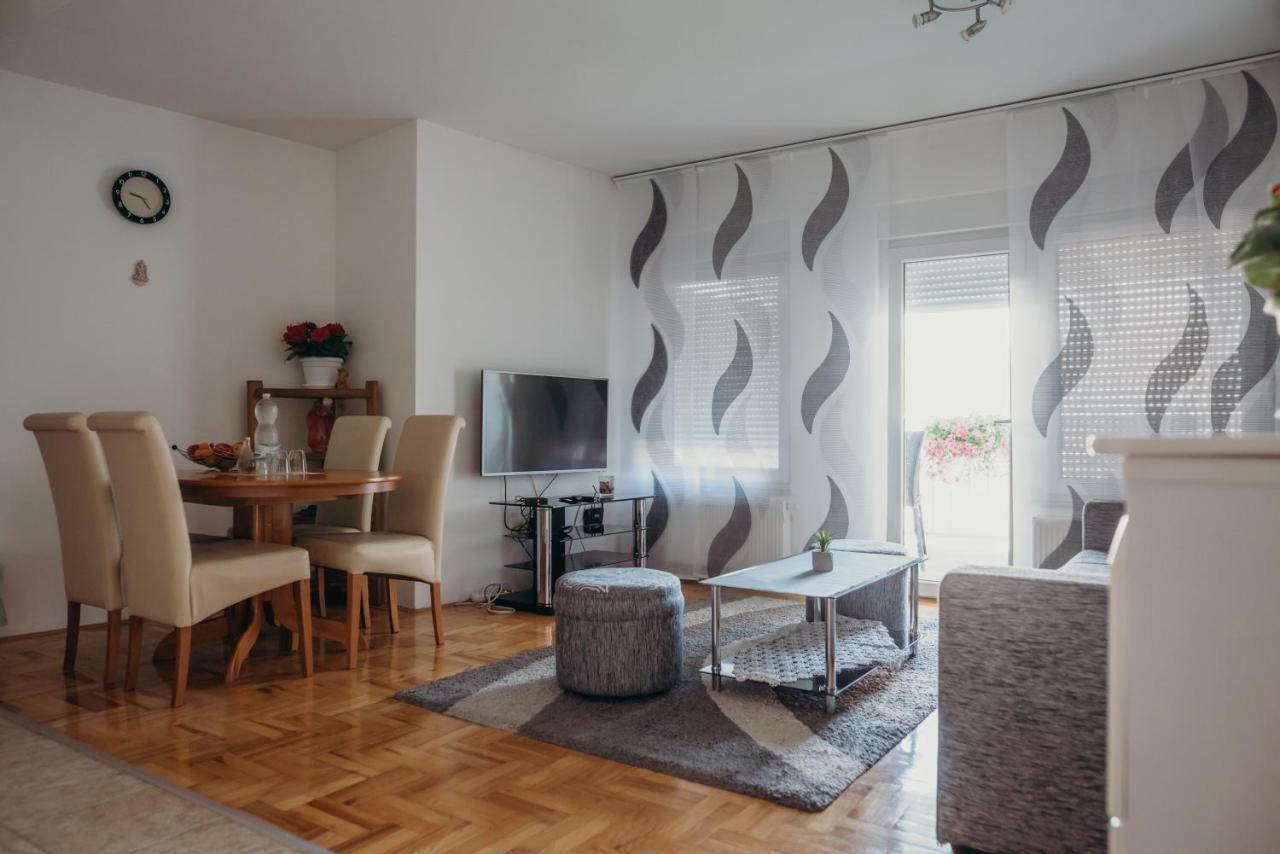 Apartman "Joka" จาโกโว ภายนอก รูปภาพ