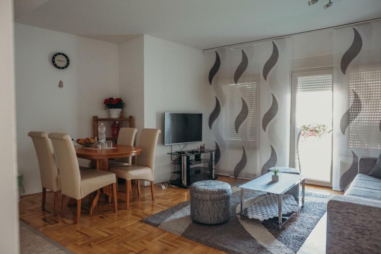 Apartman "Joka" จาโกโว ภายนอก รูปภาพ